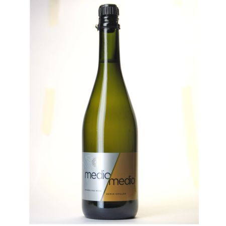 MEDIO Y MEDIO BRUZZONE BLANCO 750 ML