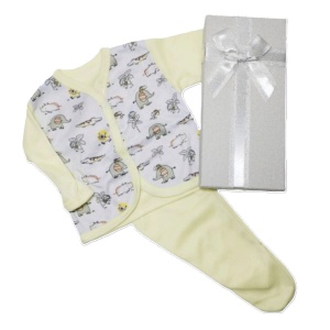 SET DE BATITA Y PELELE EN CAJA